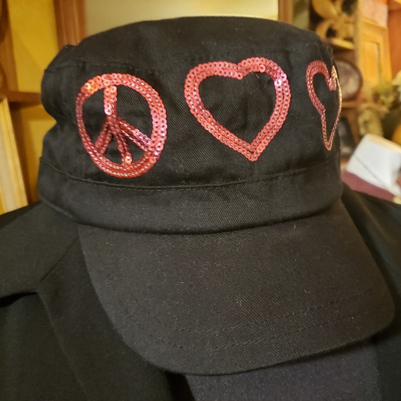 DISNEY PARKS ADULT BLACK BB STYLE HAT - Picture 3 of 8